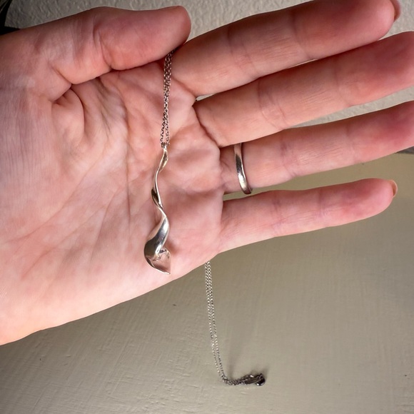 TIFFANY & CO- Rare Frank Gehry Orchid Drop Necklace .925 Sterling Silver - Picture 3 of 10